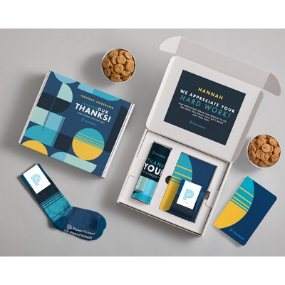 Medium Cozy Gift Box